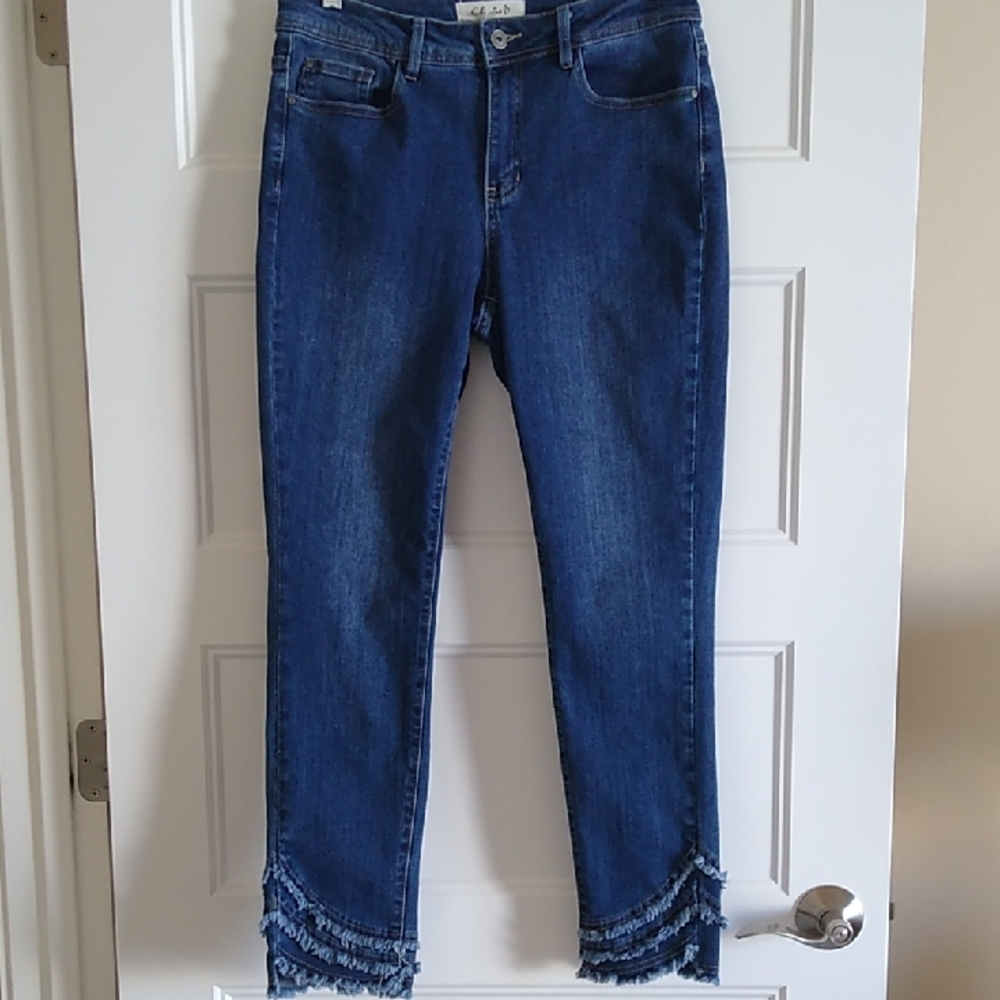 Charlie B Frayed Hem Jeans - NWT
